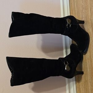 Elegant Black Knee-High Women's Boots